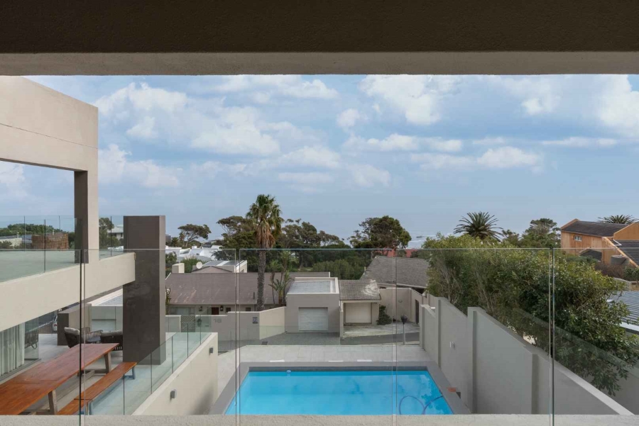 10 Bedroom Property for Sale in Camps Bay Western Cape